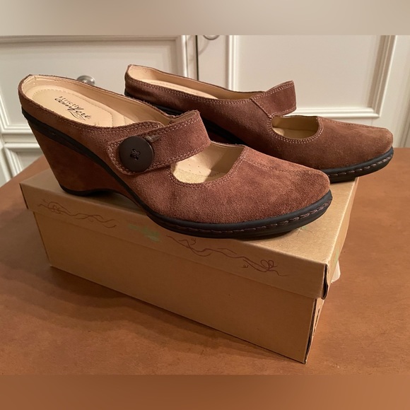 Strictly Comfort Shoes - Strictly Comfort Mariah mule size 10- deep tan- never worn NWT 🎉Host Pick!🎉